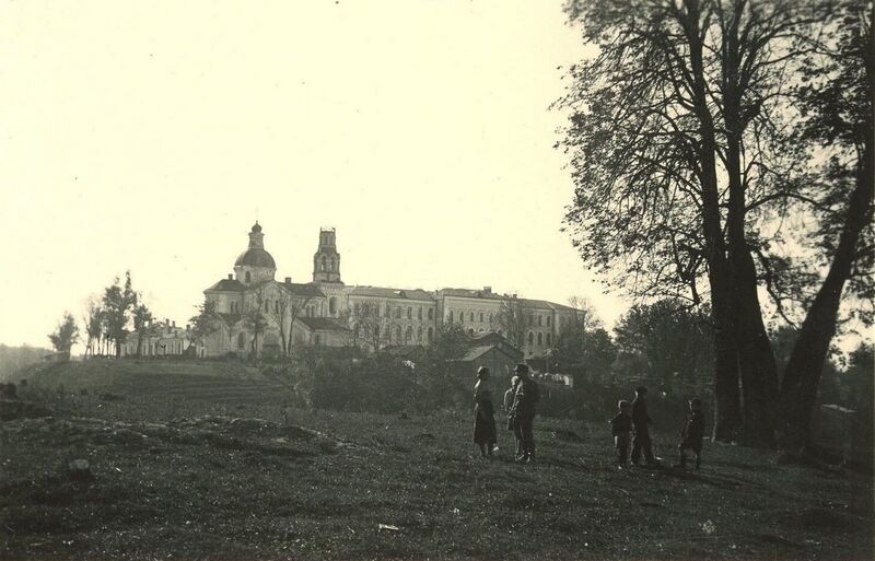 Файл:Svyato-Duhovskaya tserkov. 1941.jpg